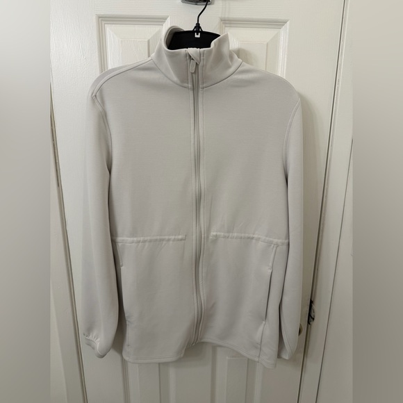 Lululemon Softstreme Cinch-Waist Full-Zip Jacket - Picture 5 of 10